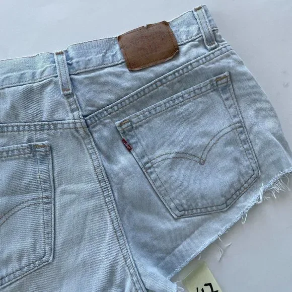 Vintage Levi's 505 high waist USA denim shorts - Picture 11 of 12